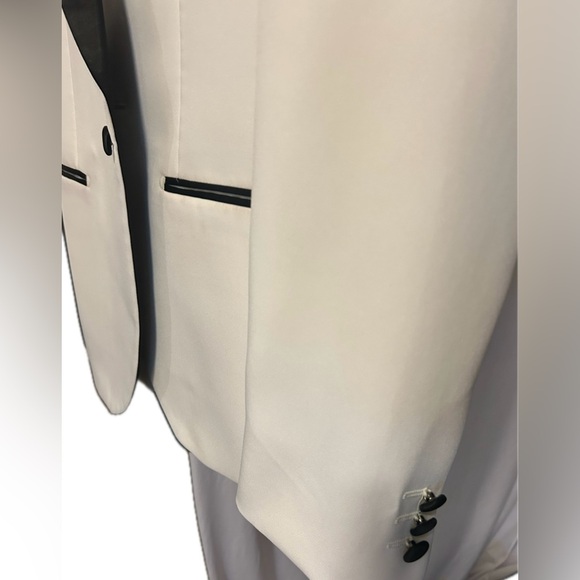 Men’s Warehouse Formal Egara Jacket - Picture 6 of 12